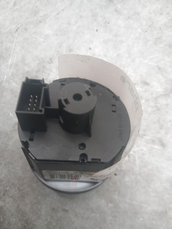 Commodo phare VOLKSWAGEN TOURAN 2 Diesel - 1