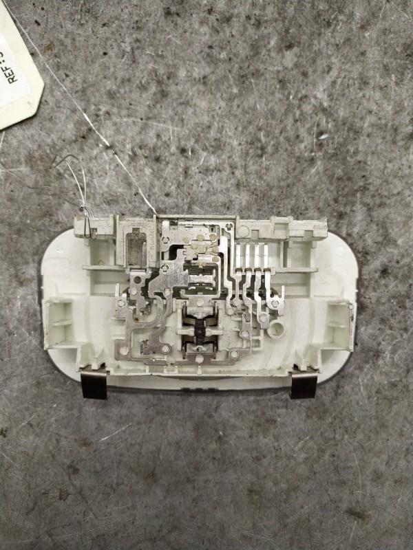 Eclairage de plafonnier PEUGEOT 207 PHASE 1 Diesel - 1