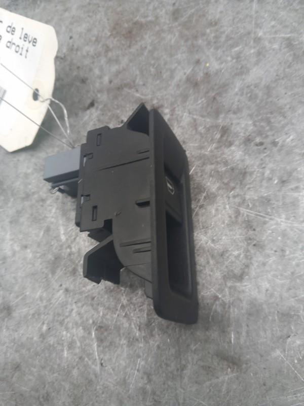 Interruttore lavacristalli posteriore destro VOLKSWAGEN TOURAN 2 Diésel - 1