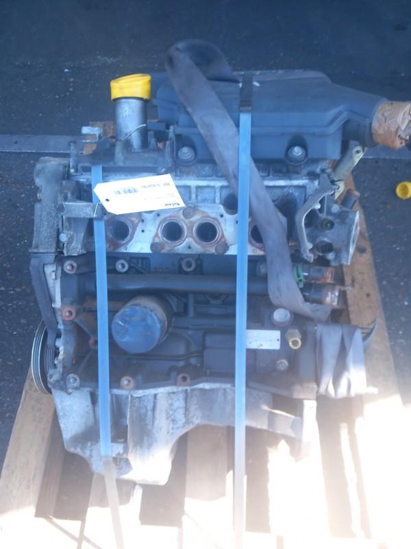 Moteur RENAULT CLIO 2 PHASE 1 Essence - 1