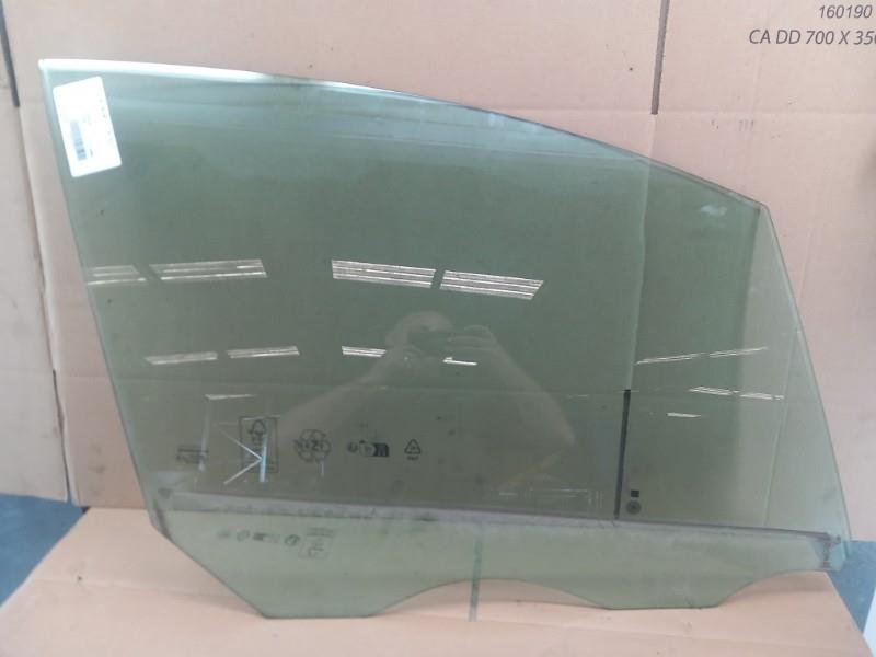 Vitre avant droit OPEL MERIVA B PHASE 1 Diesel - 1