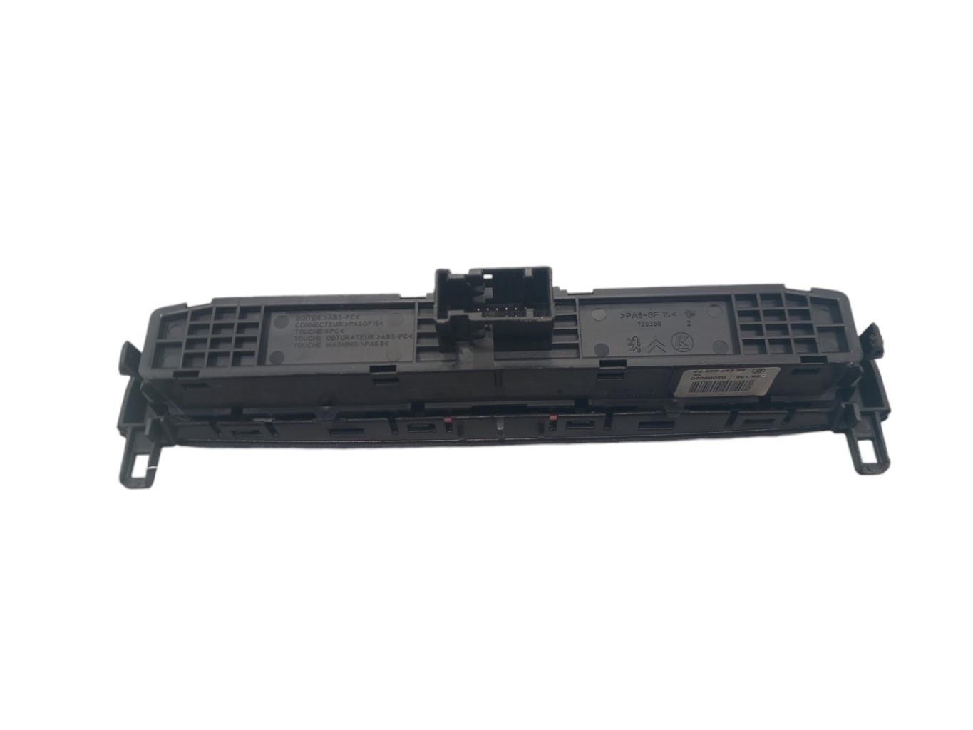 Bouton de warning PEUGEOT 308 1 PHASE 1 Diesel - 1