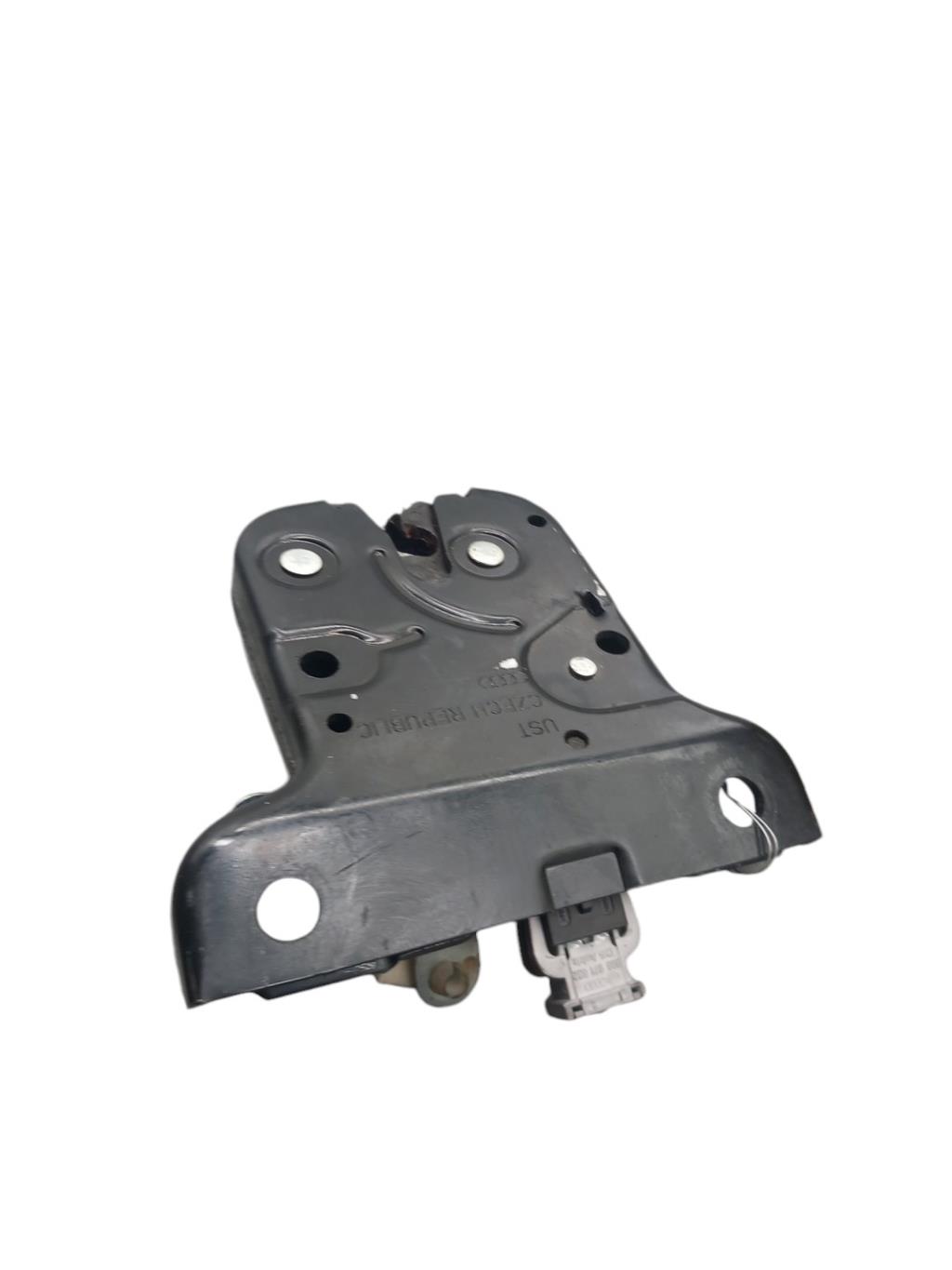 Serrure de hayon AUDI A3 2 PHASE 1 Diesel - 1