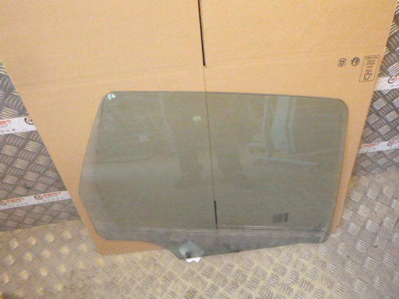 Vetro posteriore destro PEUGEOT 308 1 SW PHASE 1 BREAK Gasolina - 1