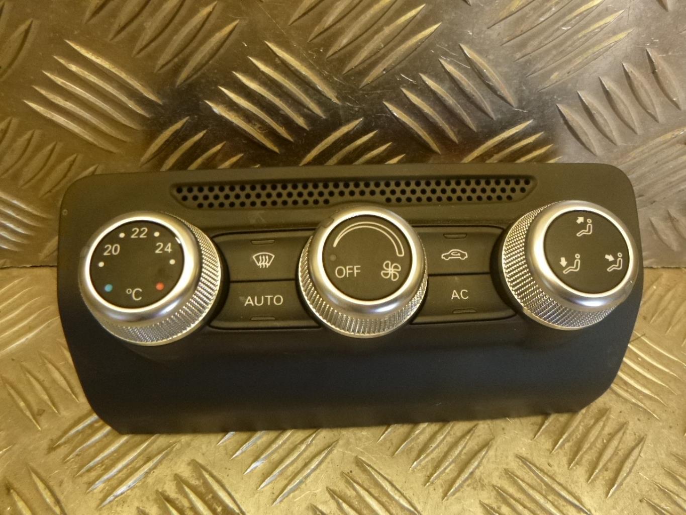 Commande chauffage AUDI A1 1 PHASE 1 Essence - 1