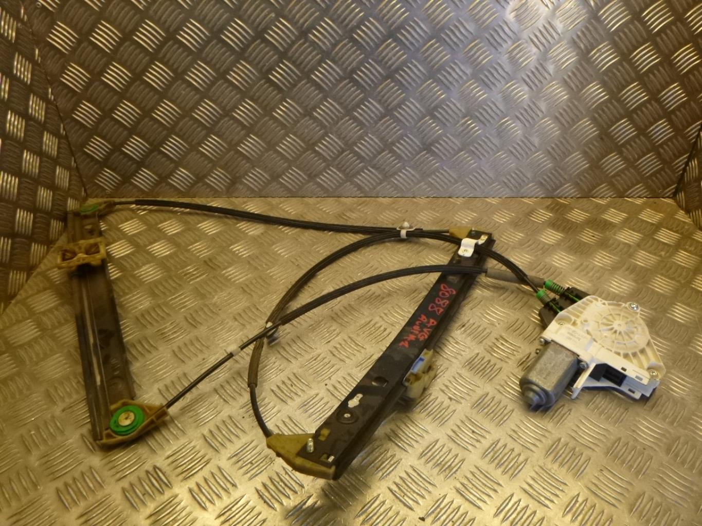 Alzacristalli elettrico anteriore sinistro AUDI A1 1 PHASE 1 Gasolina - 1