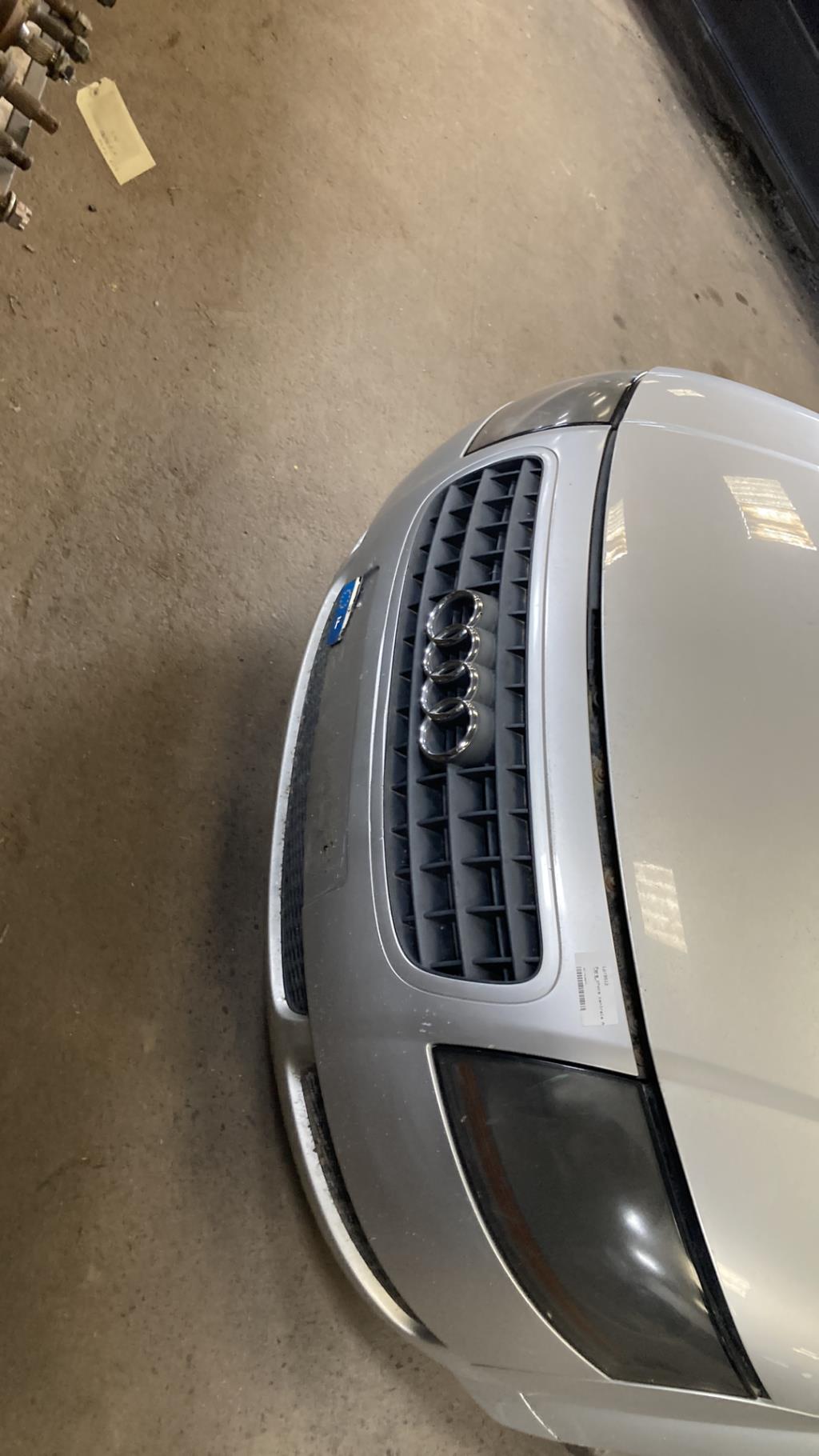 Pare chocs centrale arriere (utilitaire) AUDI TT 1 COUPE Essence - 1