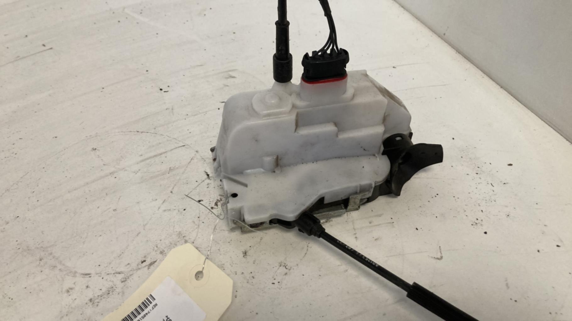 Serrure avant gauche RENAULT TWINGO 2 PHASE 2 Essence - 1