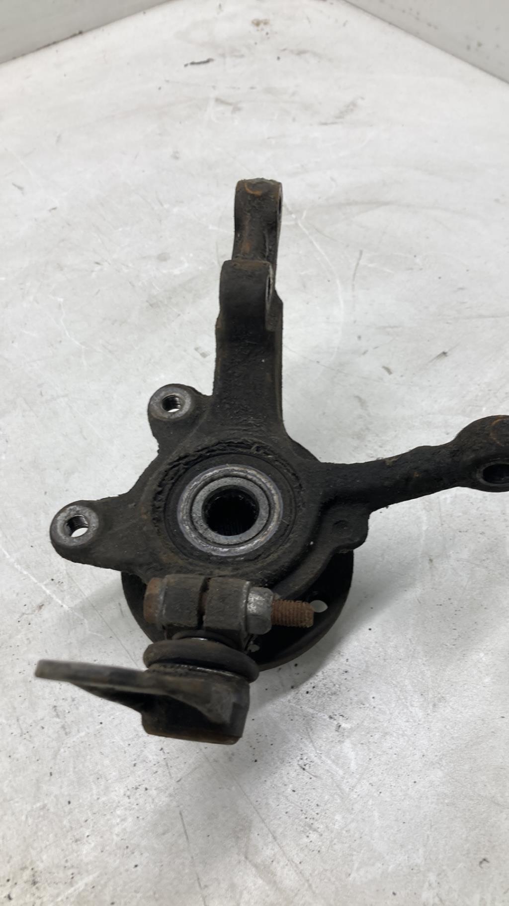 Moyeu avant droit RENAULT CLIO 1 PHASE 1 Diesel - 1