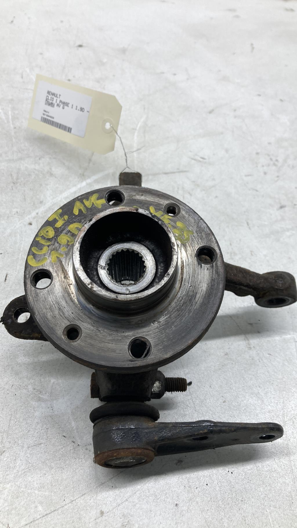 Moyeu avant gauche RENAULT CLIO 1 PHASE 1 Diesel - 1