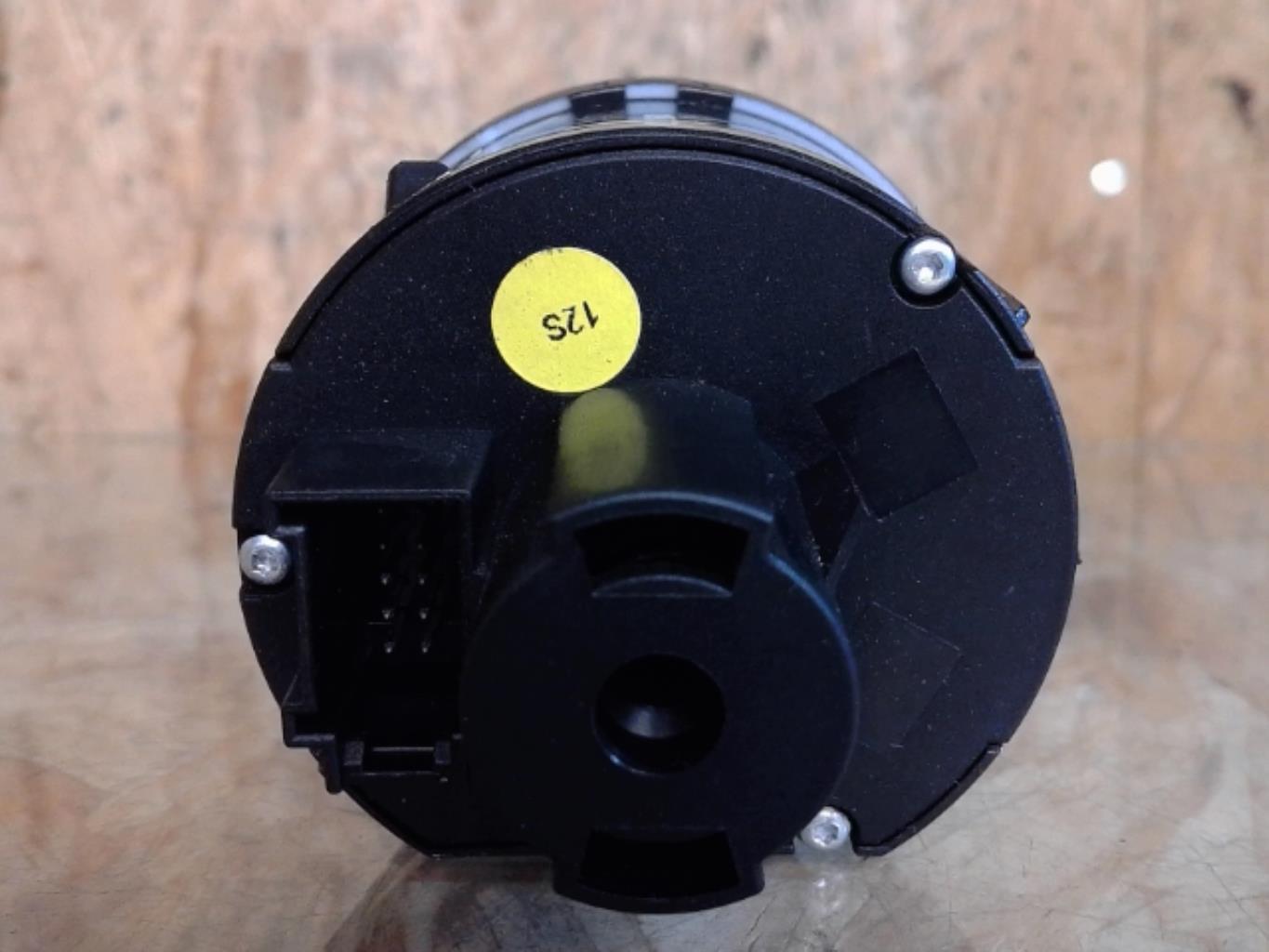 Commande de phare VOLKSWAGEN GOLF PLUS PHASE 2 Diesel - 1