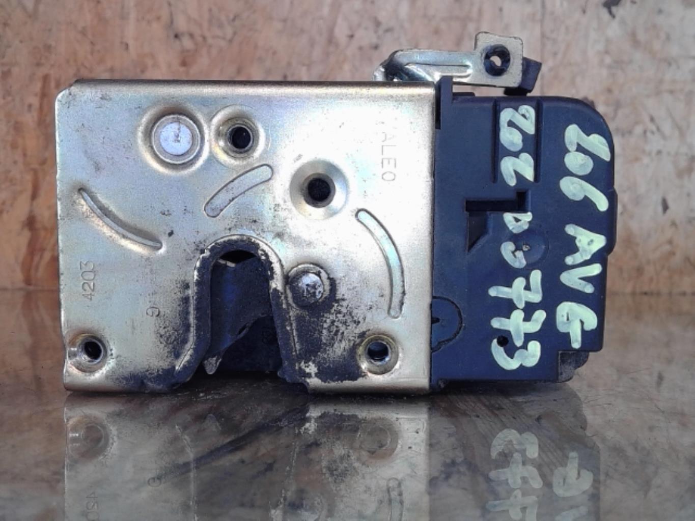 Serrure avant gauche PEUGEOT 206 PHASE 1 Diesel - 1
