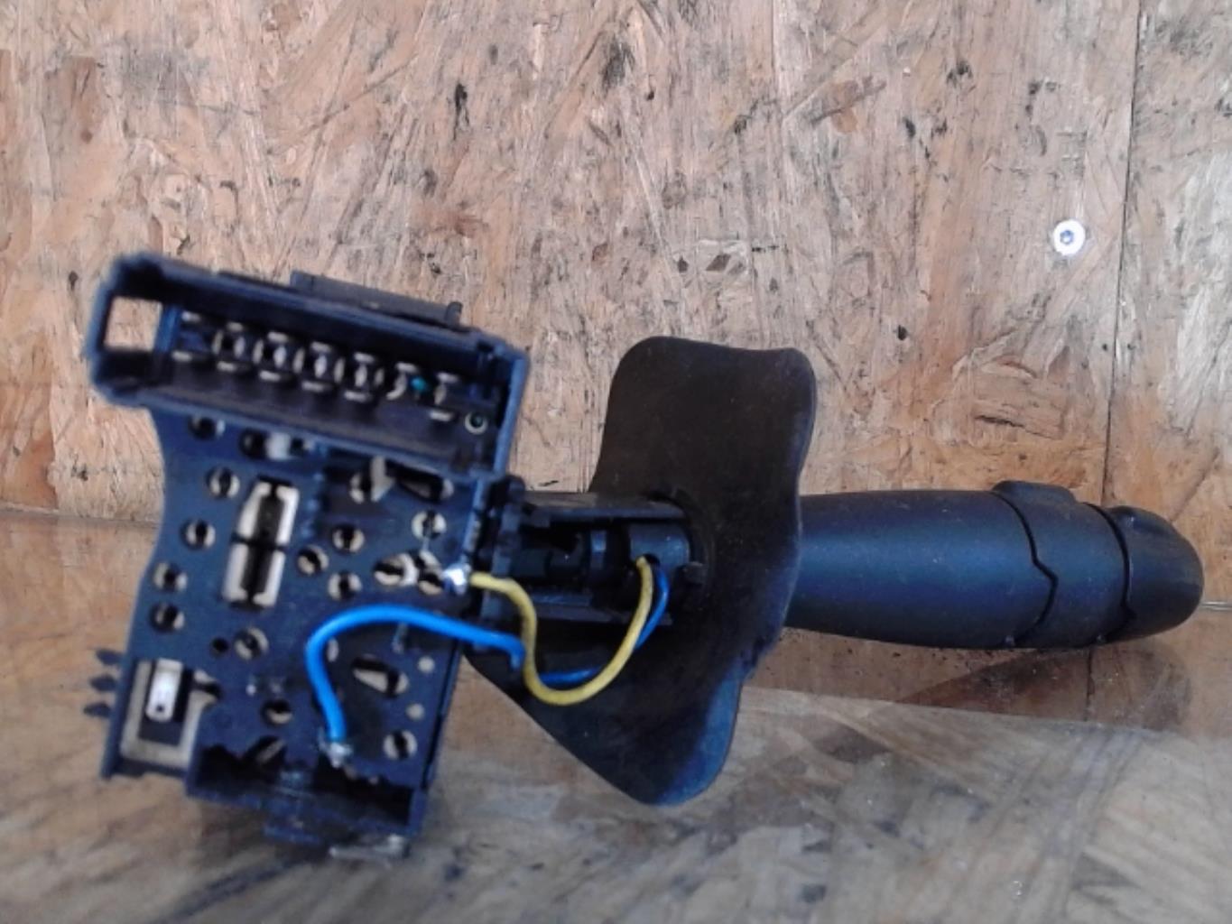Commodo phare RENAULT CLIO 2 PHASE 2 Diesel - 1