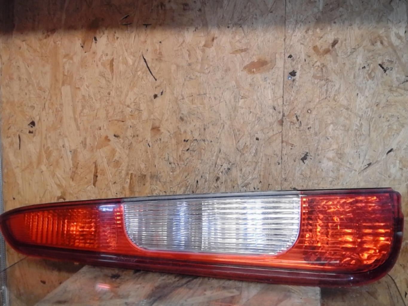 Feu arriere principal gauche (feux) FORD C-MAX 1 PHASE 1 Diesel - 1