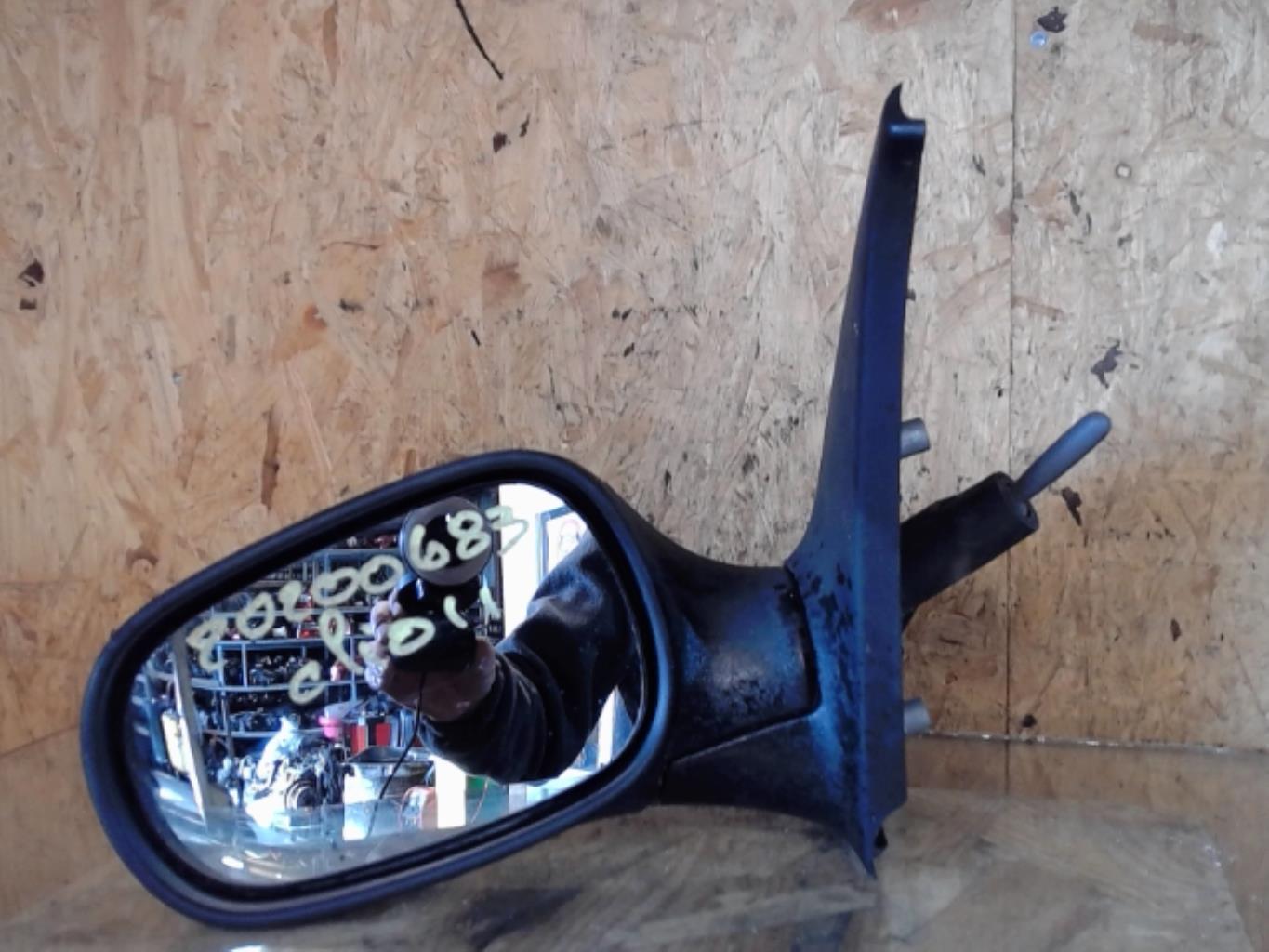 Retroviseur gauche RENAULT CLIO 2 PHASE 1 Essence - 1