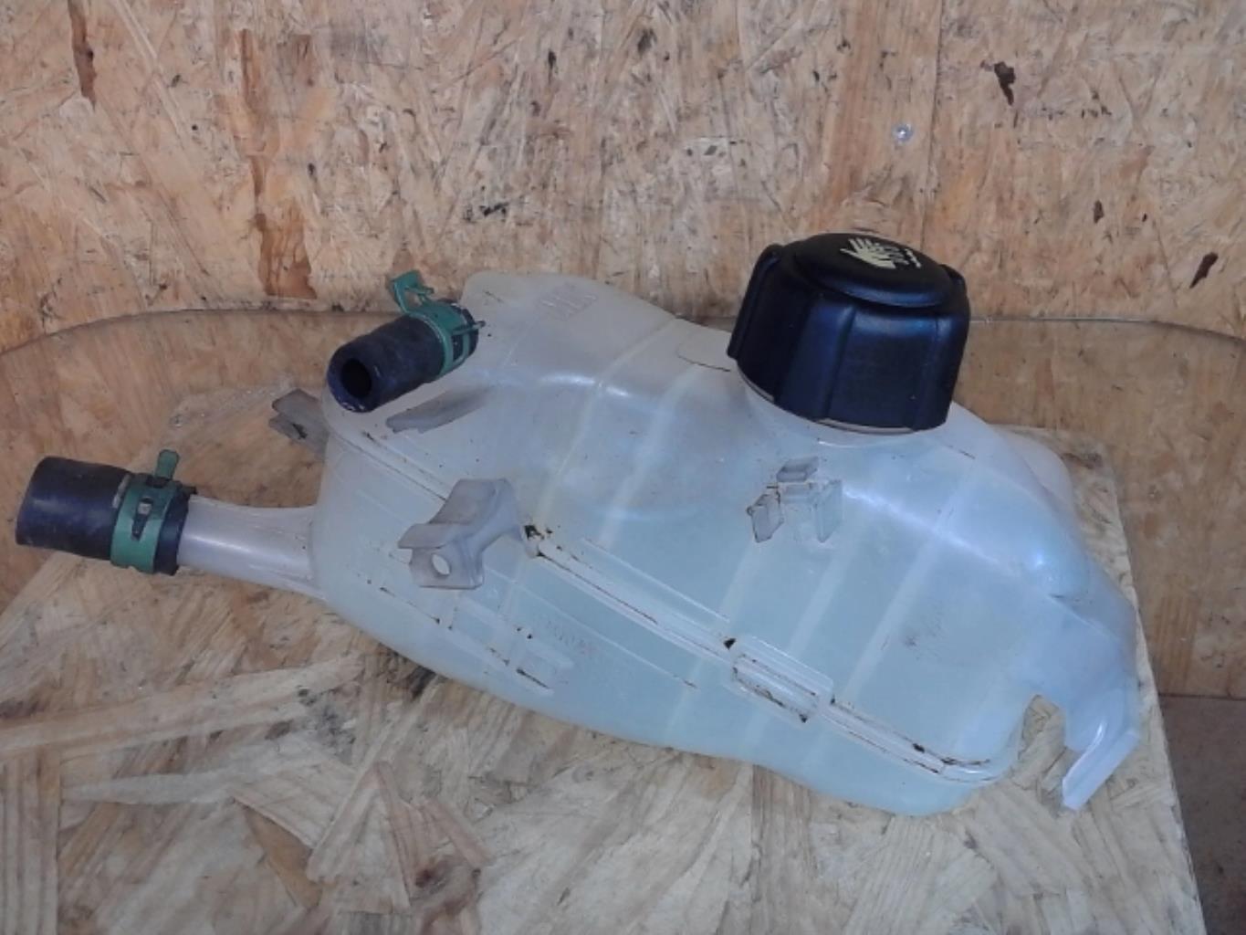 Vase d'expansion RENAULT MEGANE 3 PHASE 1 Diesel - 1