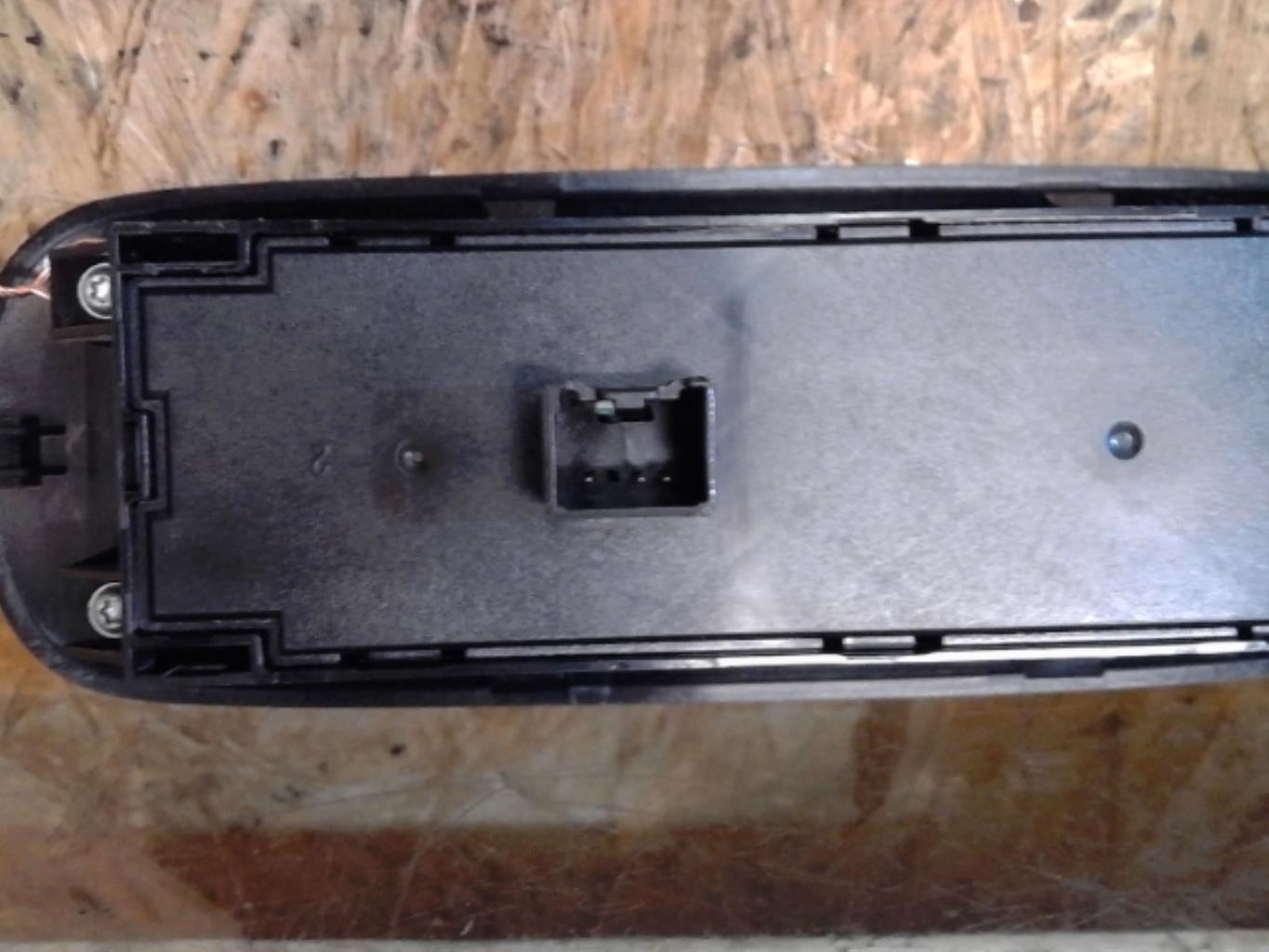 Interruptor de elevalunas FORD MONDEO 3 PHASE 1 BREAK Diésel - 1