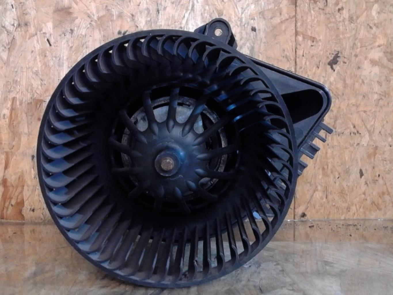 Pulseur d'air RENAULT MEGANE 1 PHASE 1 Essence - 1