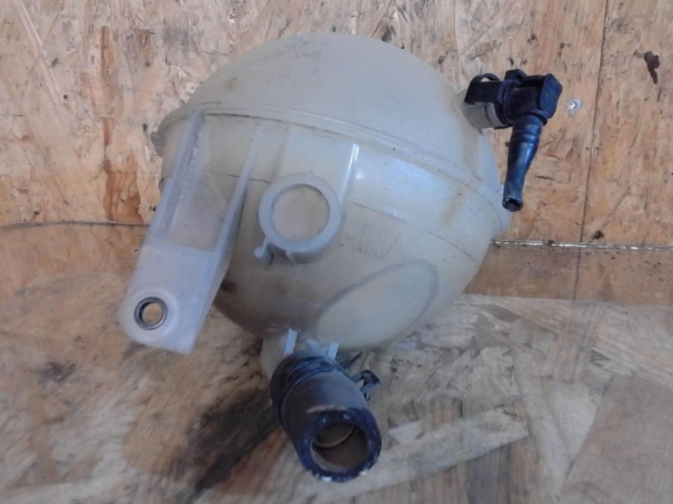 Vase d'expansion CITROEN C4 1 PHASE 1 Essence - 1