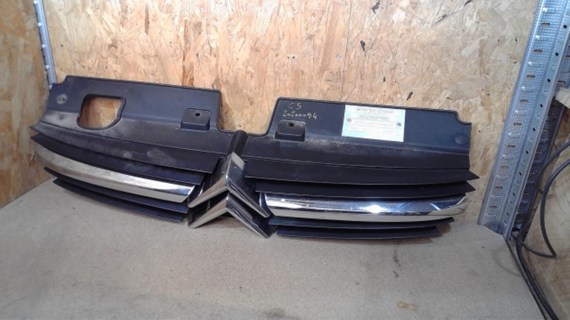 Calandre CITROEN C5 1 PHASE 1 Diesel - 1