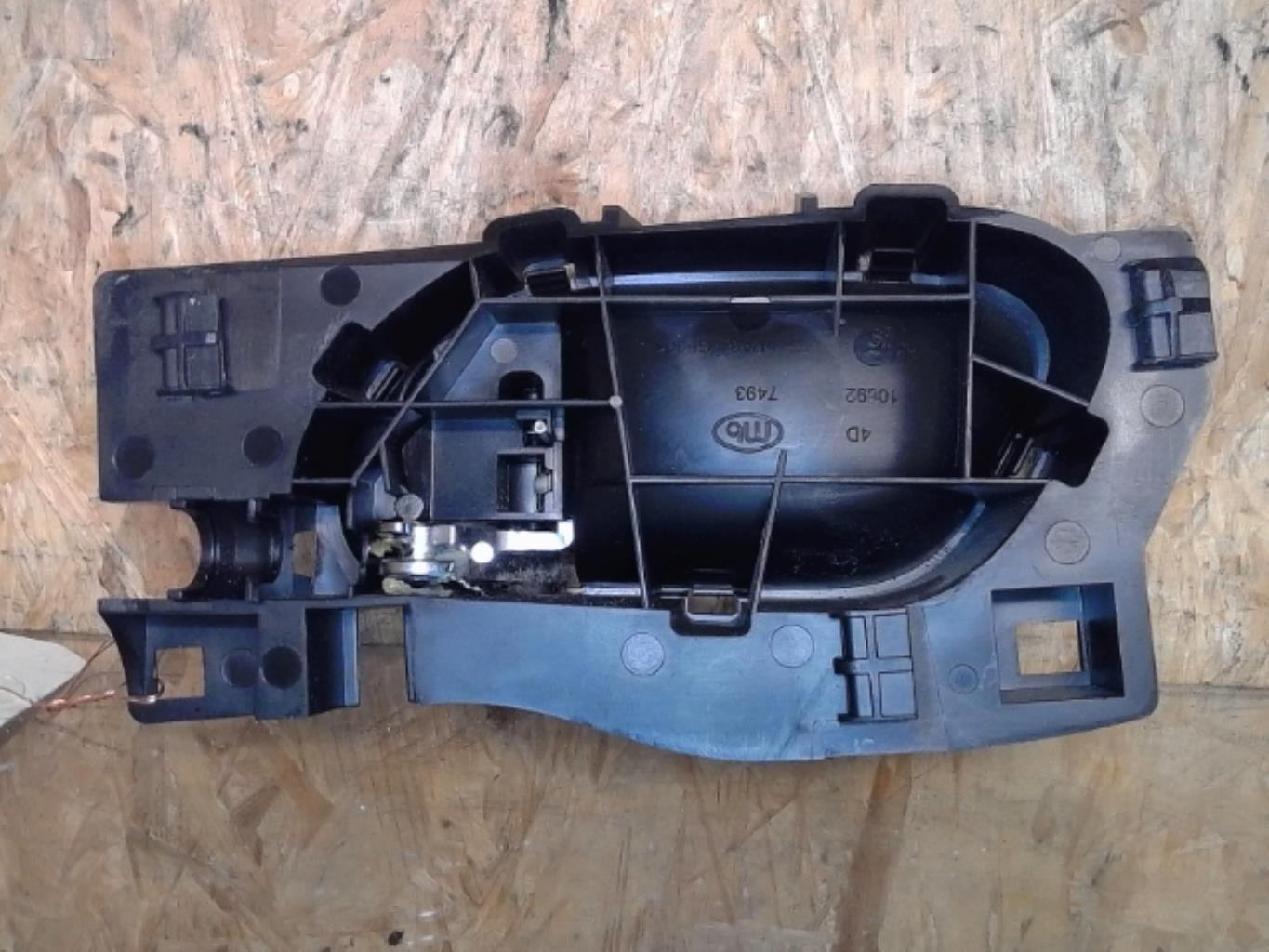 Poignee interieur avant droit CITROEN C5 2 BREAK Diesel - 1