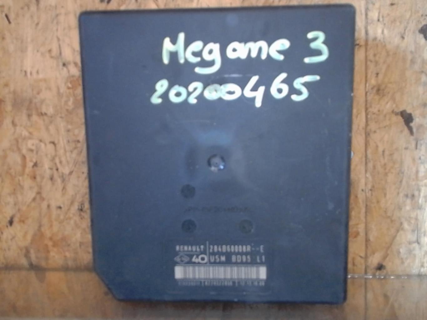 Boitier USM  RENAULT MEGANE 3 PHASE 1 Diesel - 1