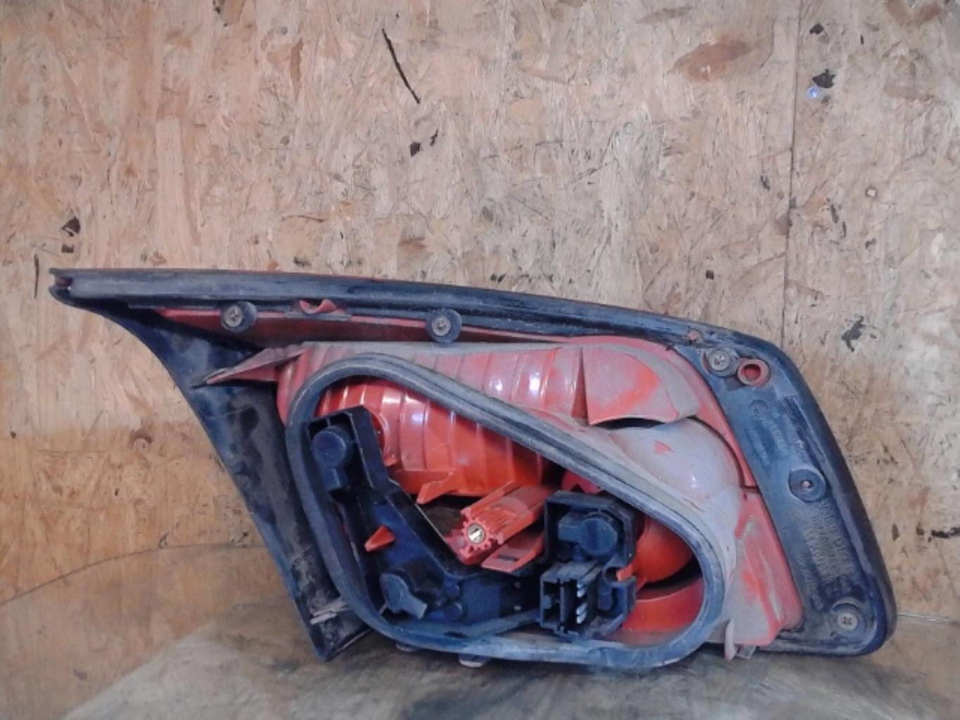 Feu arriere secondaire droit (feux) RENAULT VEL SATIS PHASE 1 Diesel - 1