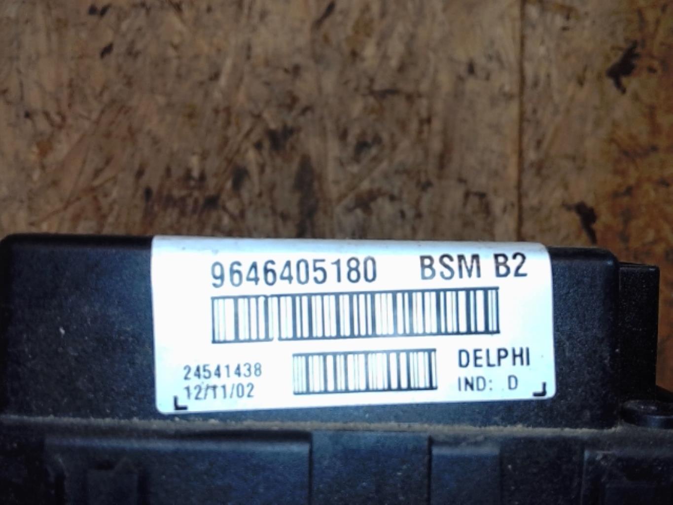 Boitier servitude moteur (BSM) PEUGEOT 206 PHASE 1 Essence - 1