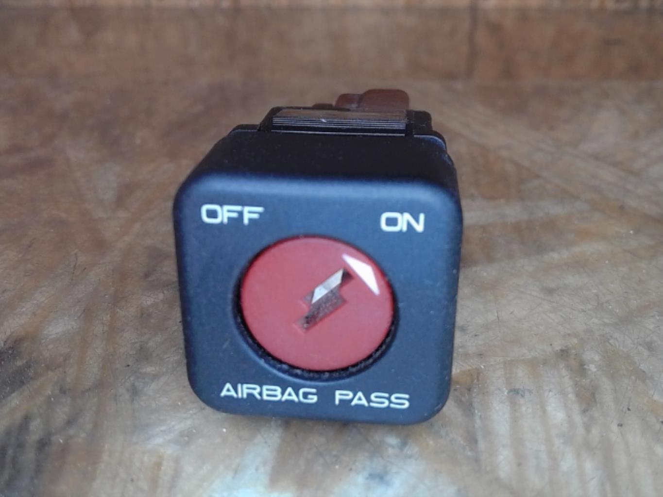 Bouton/Interrupteur PEUGEOT 206 PHASE 2 CABRIOLET Diesel - 1