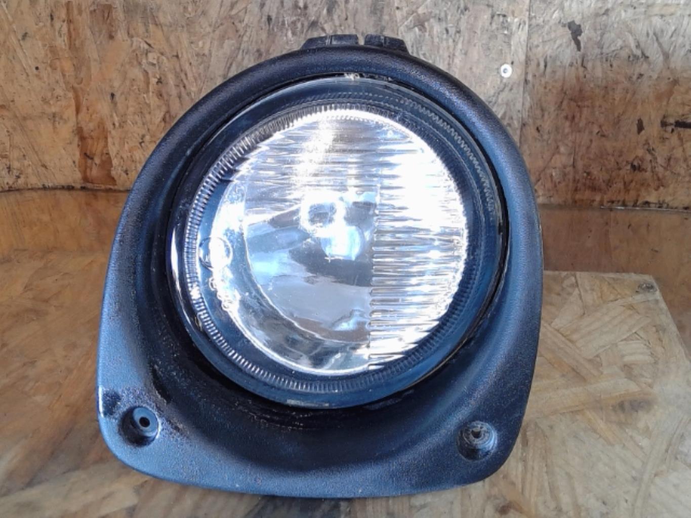Anti brouillard gauche (feux) RENAULT CLIO 2 PHASE 1 Essence - 1