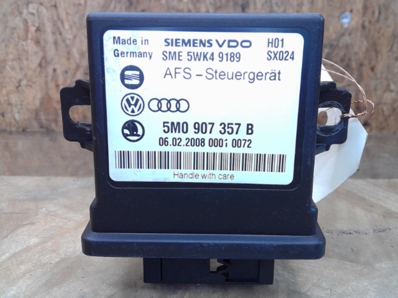 Calculateur VOLKSWAGEN PASSAT 5 BREAK Diesel - 1