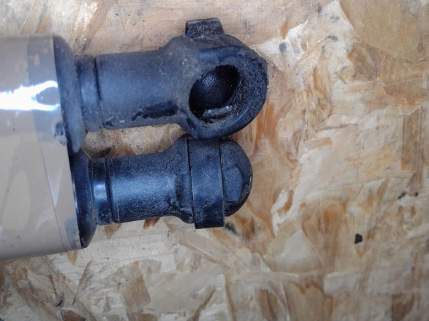 Verin de coffre BMW X3 E83 PHASE 2 Diesel - 1
