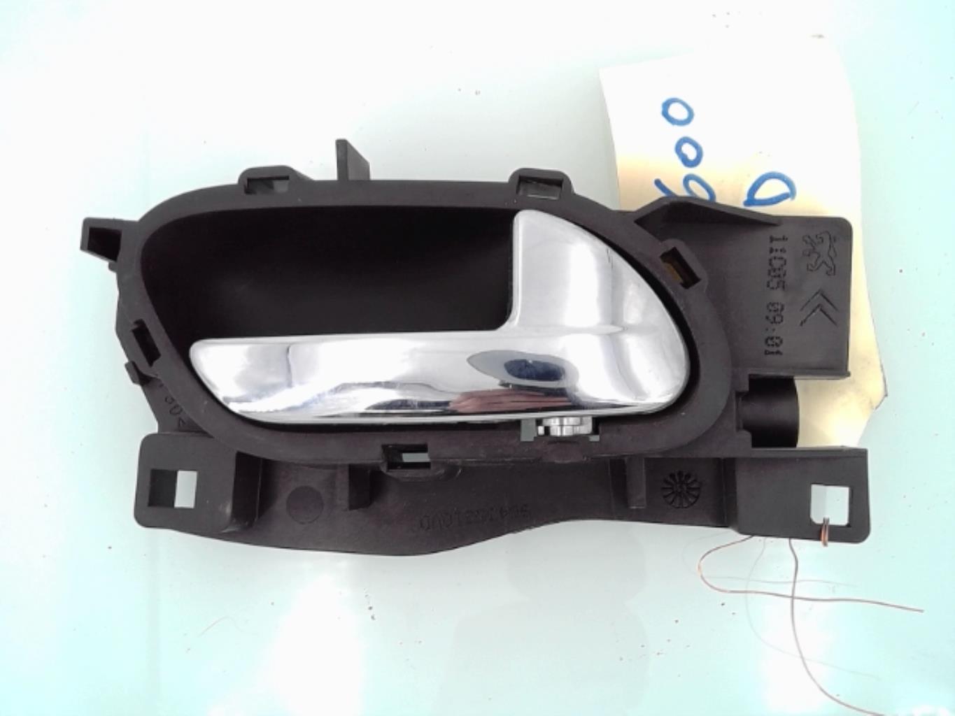 Poignee interieur avant droit CITROEN C4 1 PHASE 1 COUPE Diesel - 1