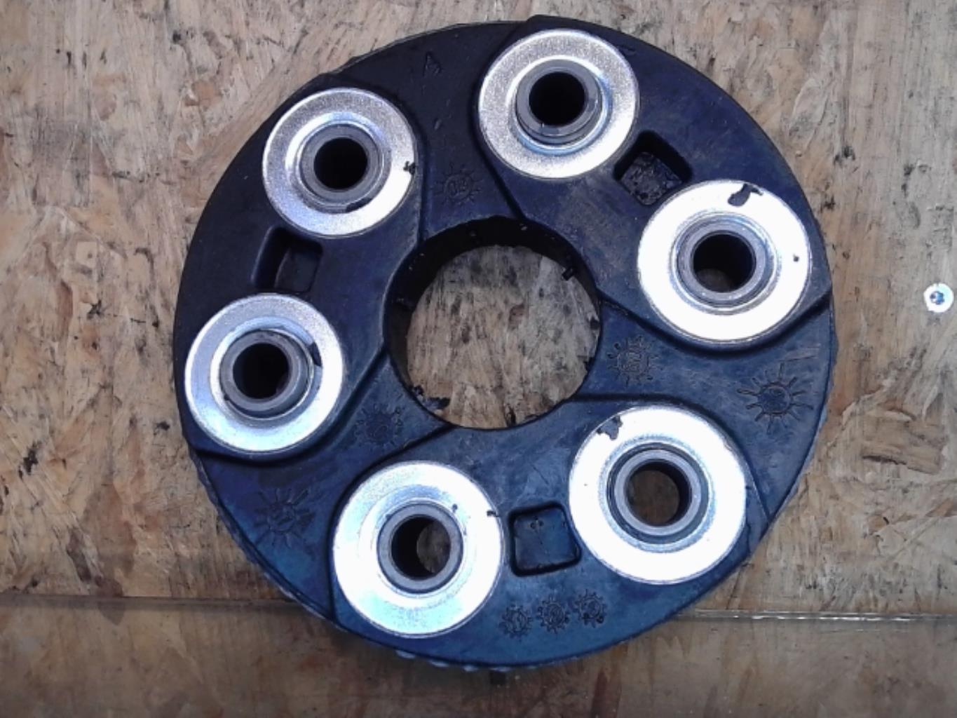 Arbre de transmission (propulsion) MERCEDES CLASSE E 210 PHASE 1 Diesel - 1