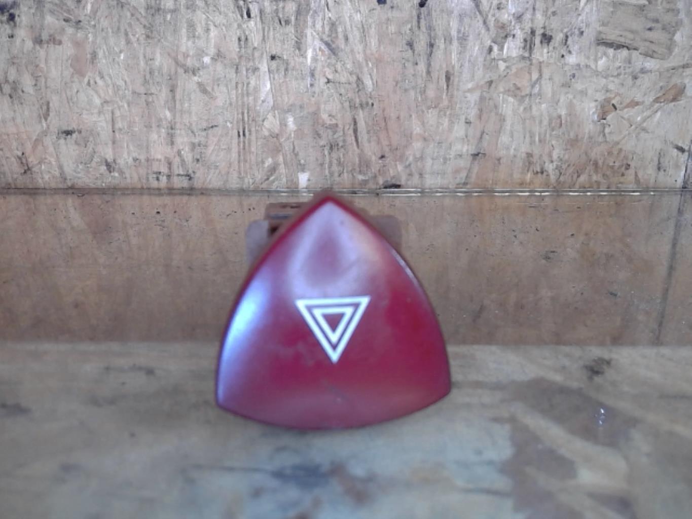 Bouton de warning CITROEN C8 Diesel - 1