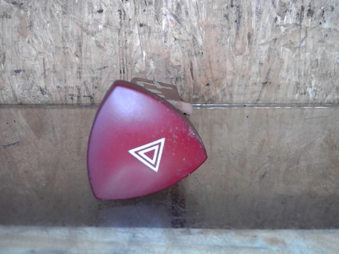 Bouton de warning PEUGEOT 807 Diesel - 1