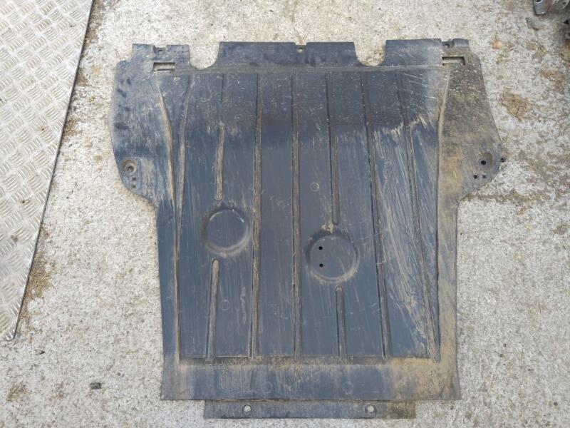 Cache sous moteur RENAULT CLIO 3 PHASE 1 Diesel - 1