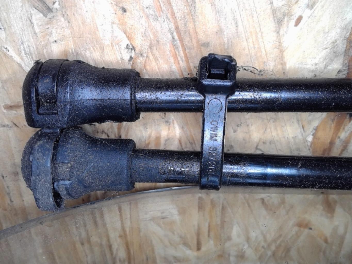 Verin de coffre CITROEN C3 2 PHASE 1 Diesel - 1
