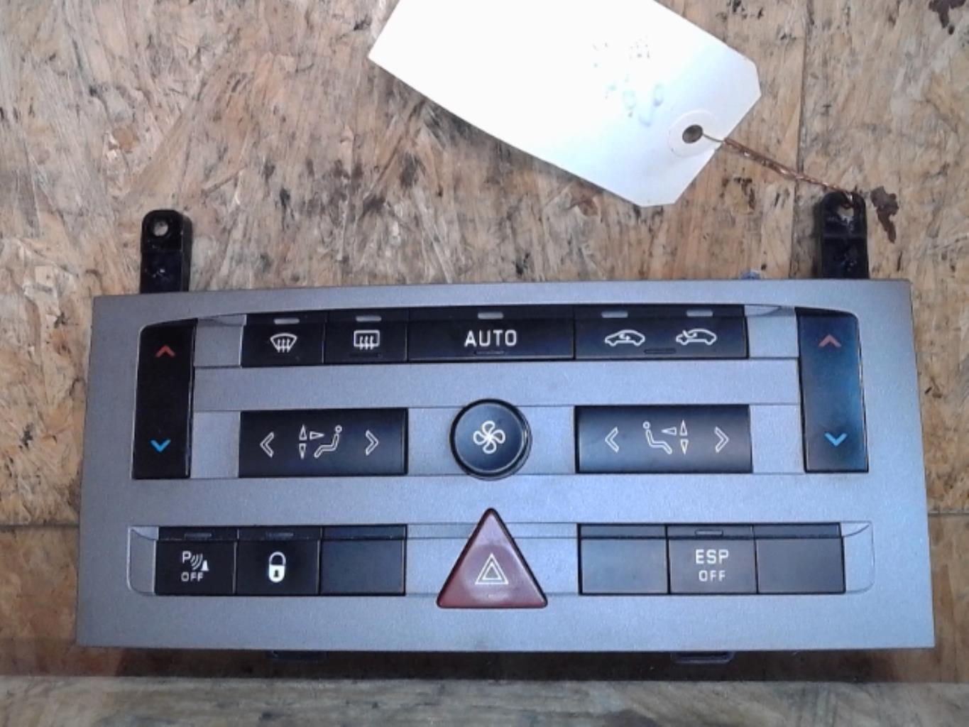 Commande chauffage PEUGEOT 407 PHASE 1 BREAK Diesel - 1