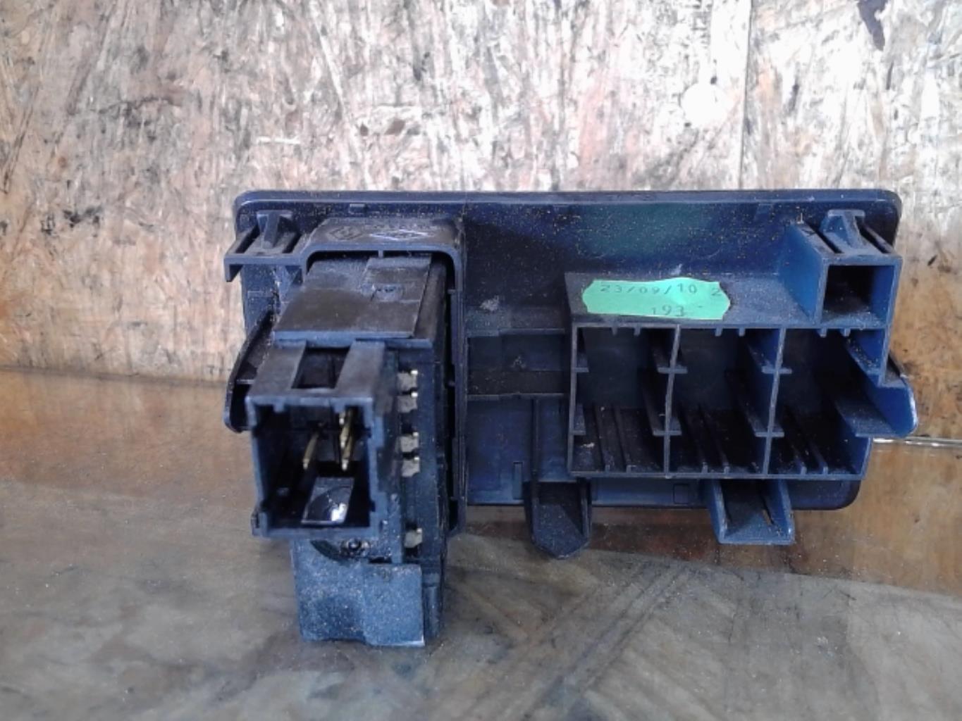 Commande de reglage hauteur de phare RENAULT KANGOO 2 PHASE 1 Diesel - 1