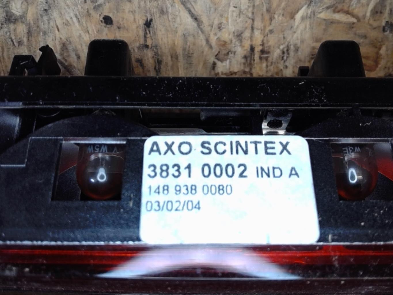 Feu arriere stop central CITROEN C8 Diesel - 1