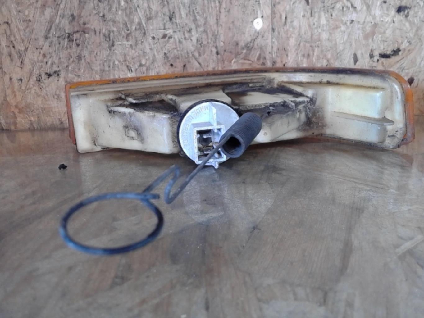 Optique avant secondaire droit (feux)(clignotant) RENAULT SUPER 5 Essence - 1
