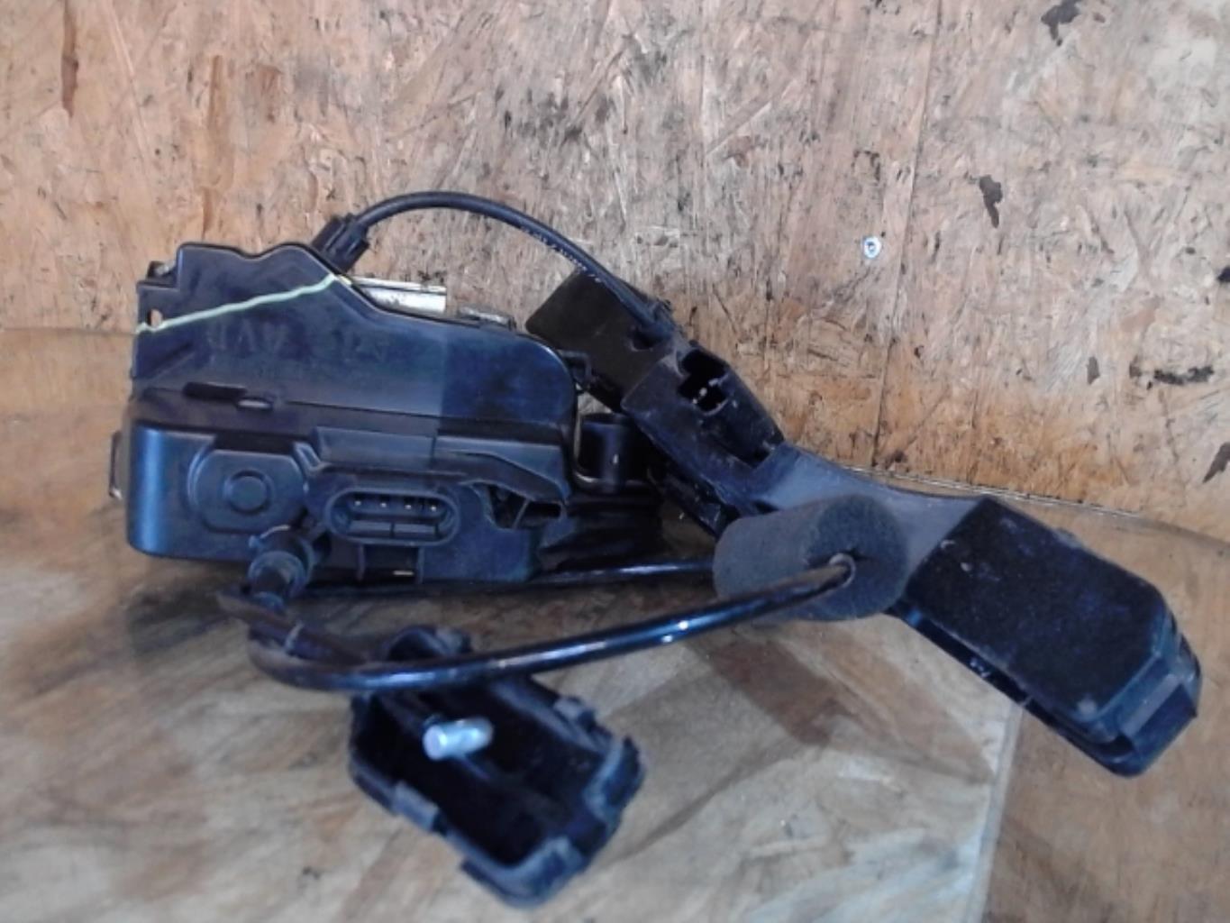 Serrure avant droit RENAULT ESPACE 4 PHASE 1 Essence - 1
