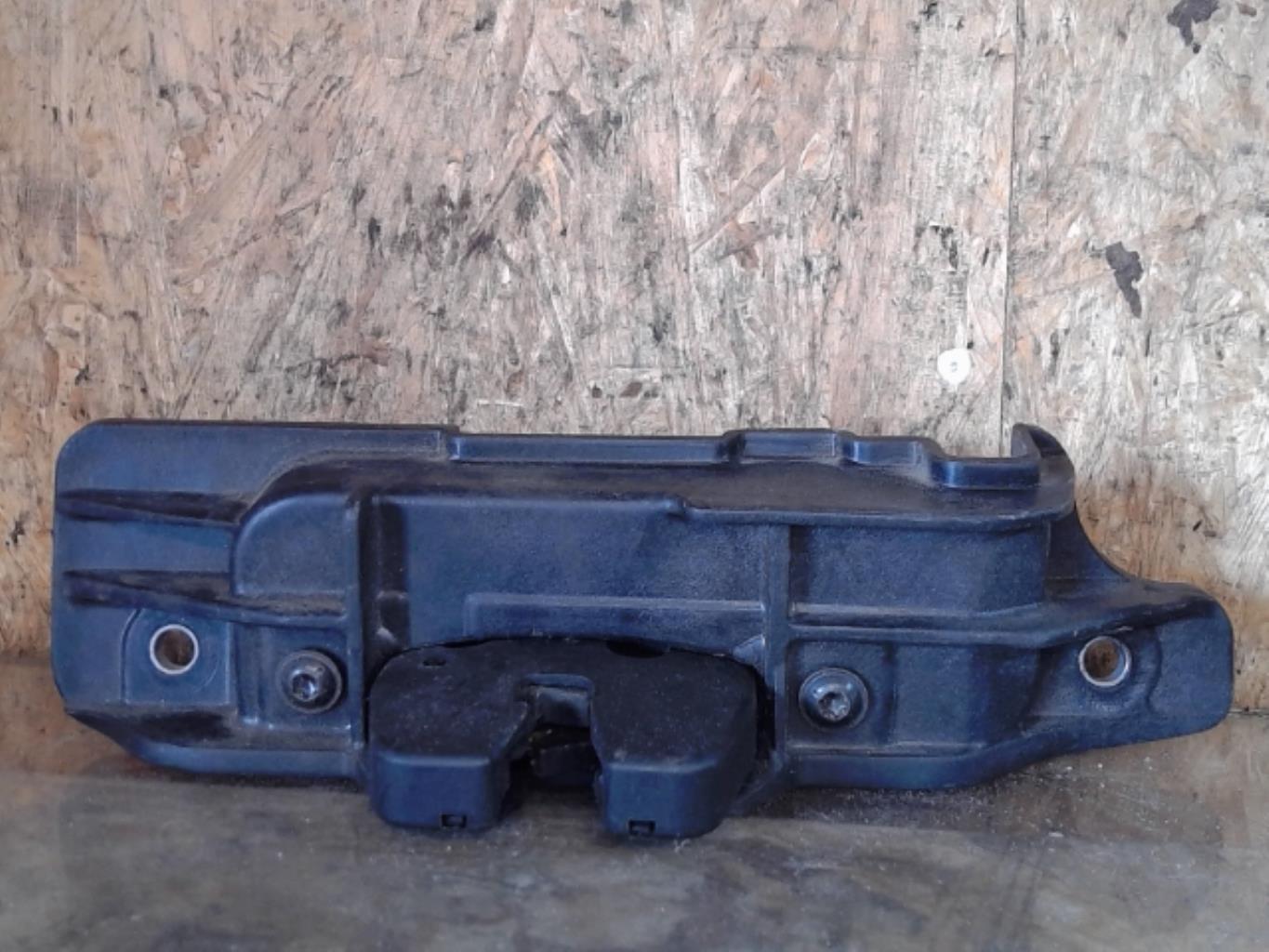 Serrure de coffre CITROEN C2 PHASE 1 Diesel - 1