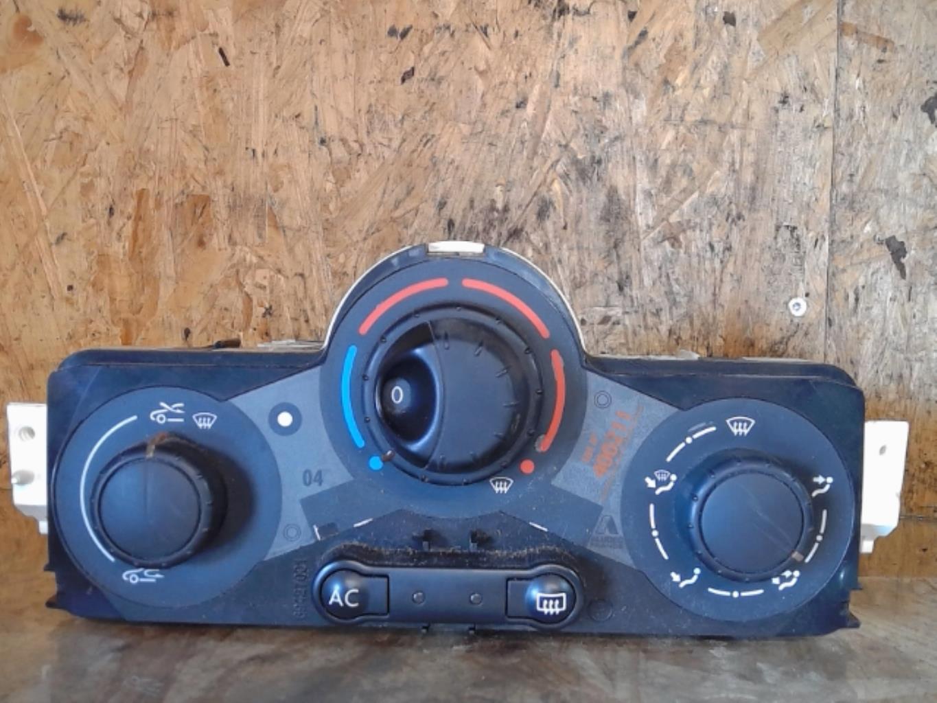 Commande chauffage RENAULT MEGANE 2 PHASE 1 Diesel - 1