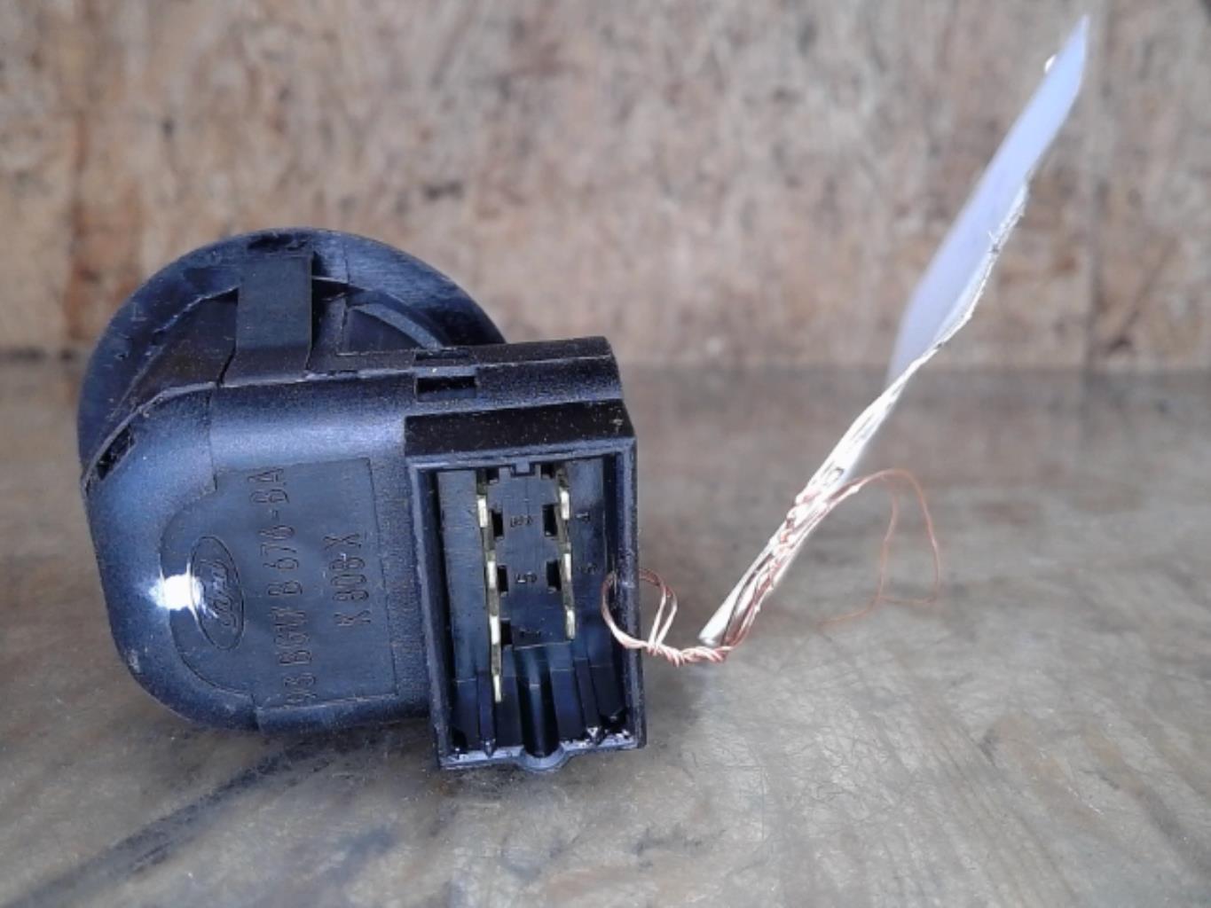Commande retroviseurs FORD MONDEO 1 PHASE 2 Diesel - 1