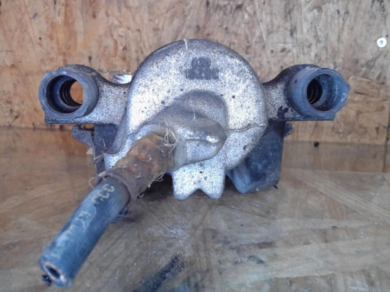 Etrier avant droit (freinage) RENAULT CLIO 4 PHASE 1 Diesel - 1