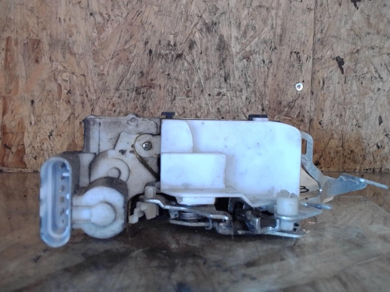 Serrure avant droit PEUGEOT BOXER 1 Diesel - 1