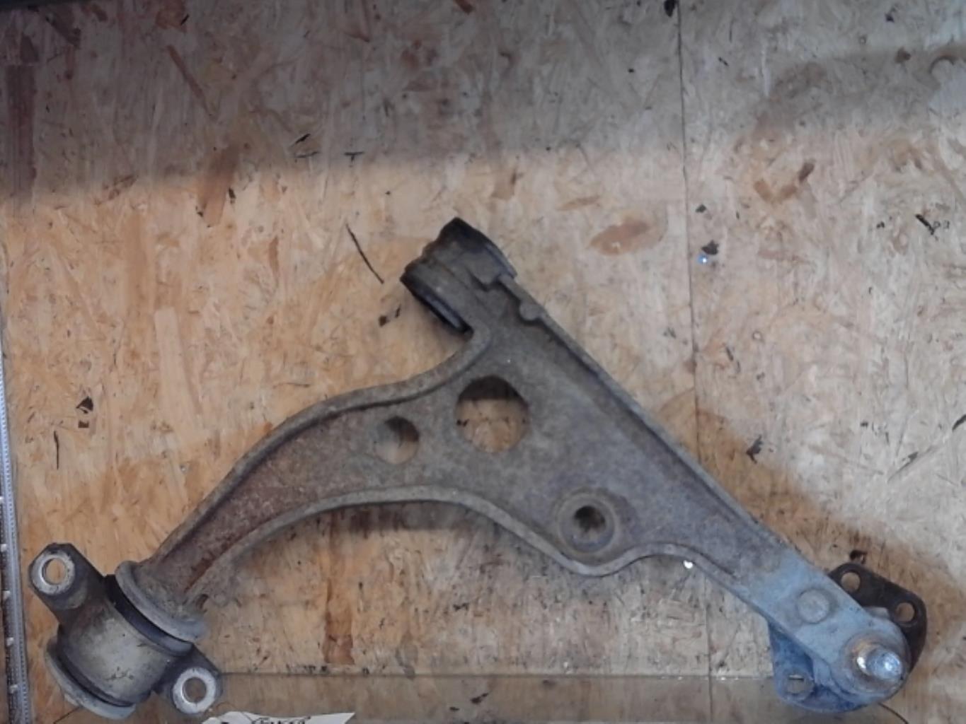 Triangle avant gauche PEUGEOT BOXER 1 Diesel - 1