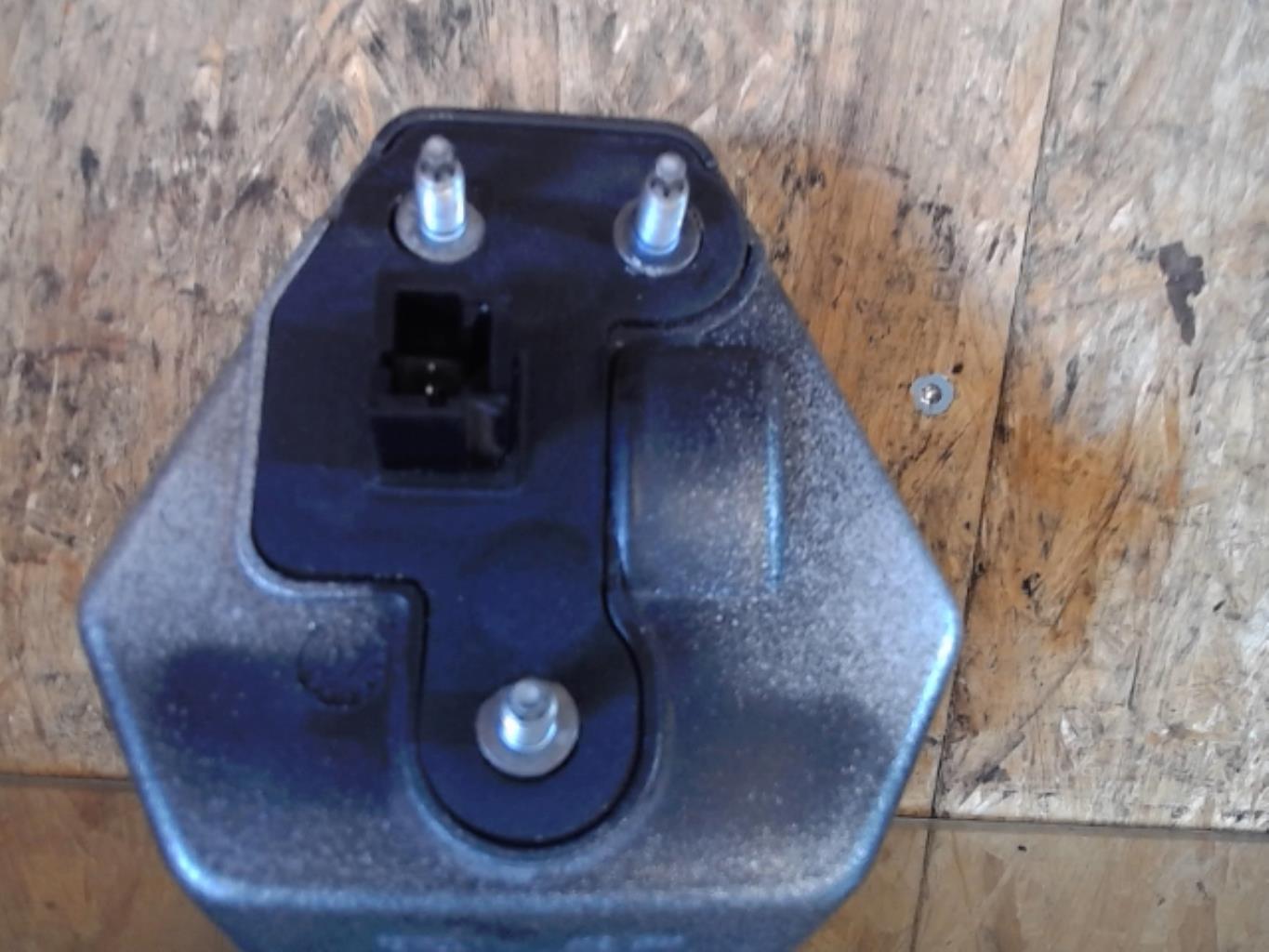 Bouton de coffre RENAULT VEL SATIS PHASE 2 Diesel - 1